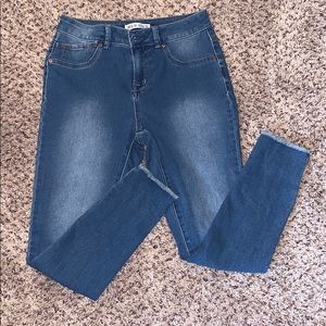 Ankle Cut Jeans